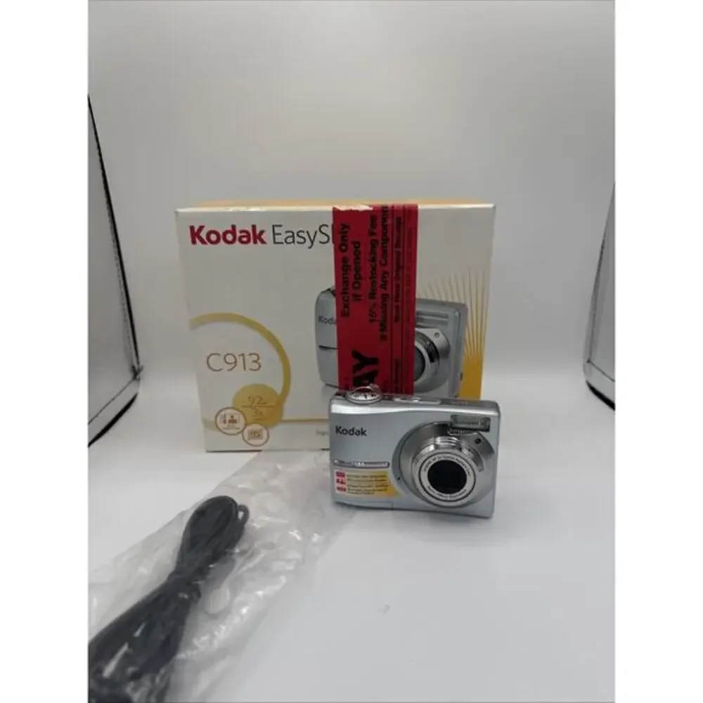 Kodak EasyShare C913 9.2MP 3X Zoom Compact Digital Camera 2008